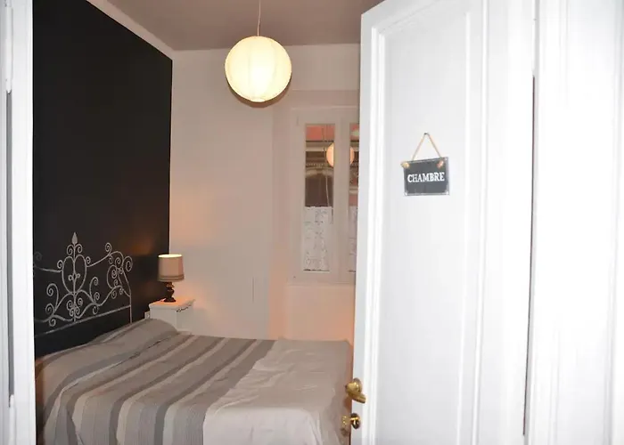 Cosy Apartment - 5 Minutes Walk From Colosseum